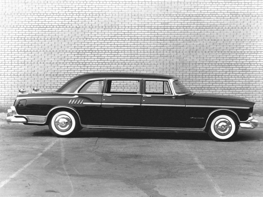  Imperial Crown Limousine (C70) 1956 года  (фото 5 из 5)